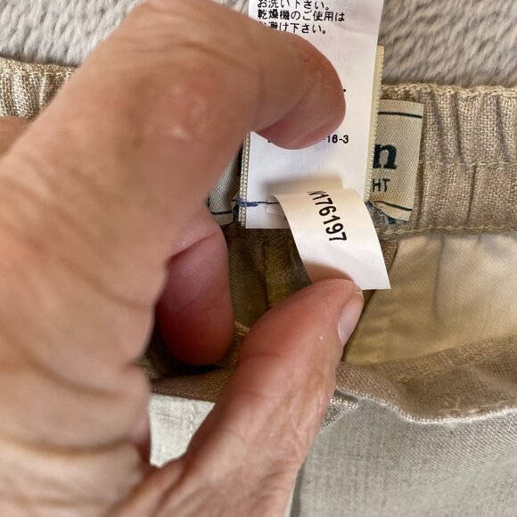 L.L.Bean Women's Bermuda Shorts Size 10 Beige Classic Fit Linen Straight-Casual - Picture 9 of 12